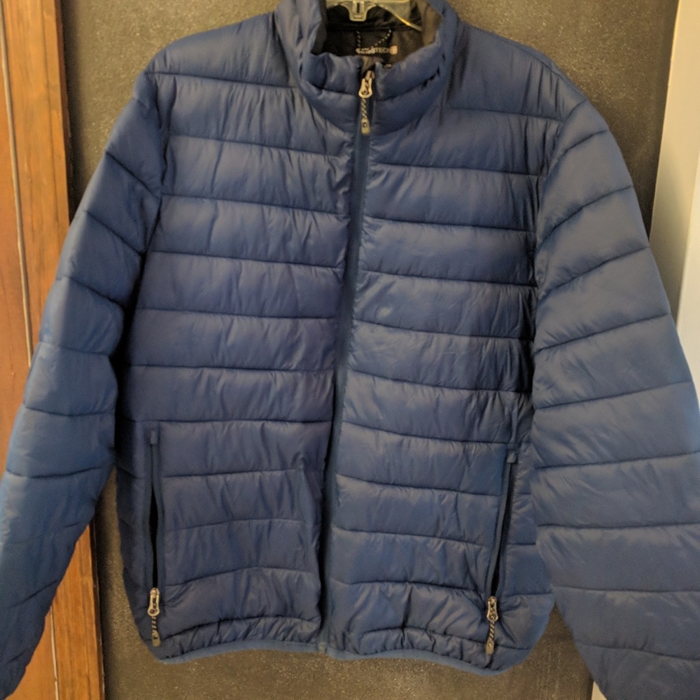 Mens lightweight puffer coat